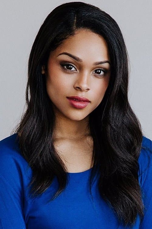 Ash Santos as Andrea Cruz