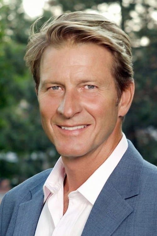 Brett Cullen as Harry Gifford